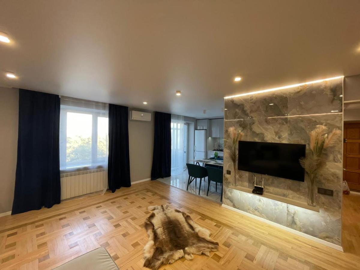 Citadel Vip Apartment Lviv Extérieur photo