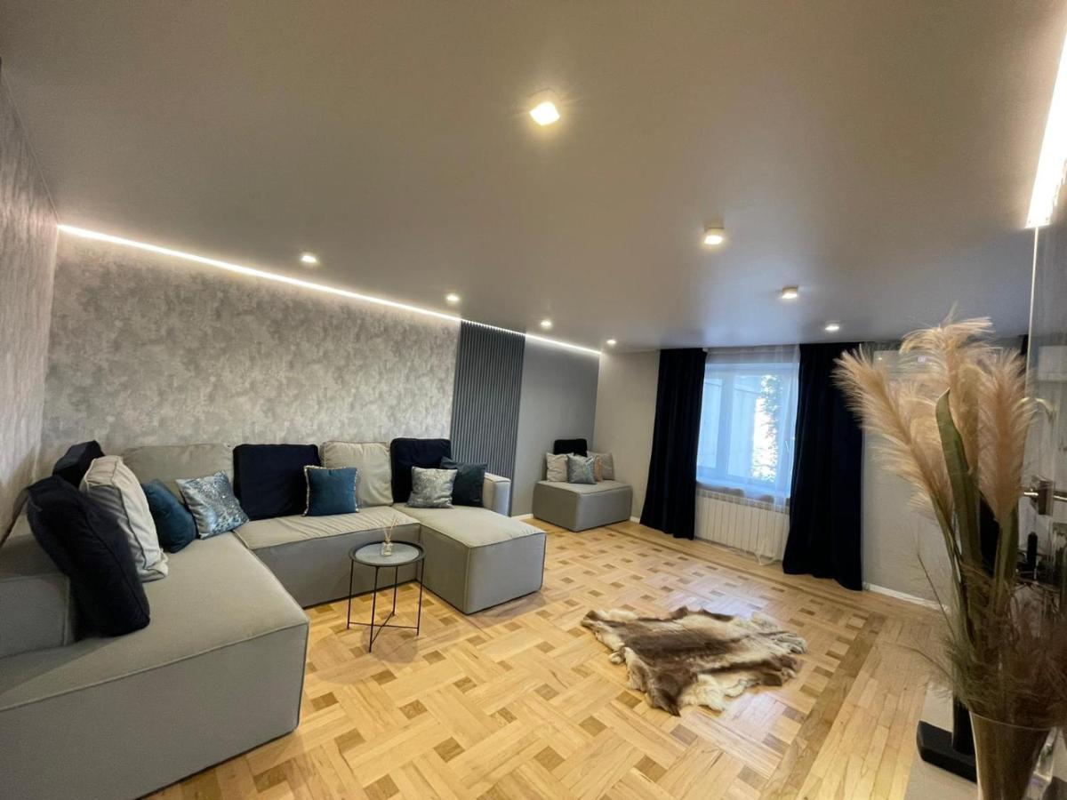 Citadel Vip Apartment Lviv Extérieur photo