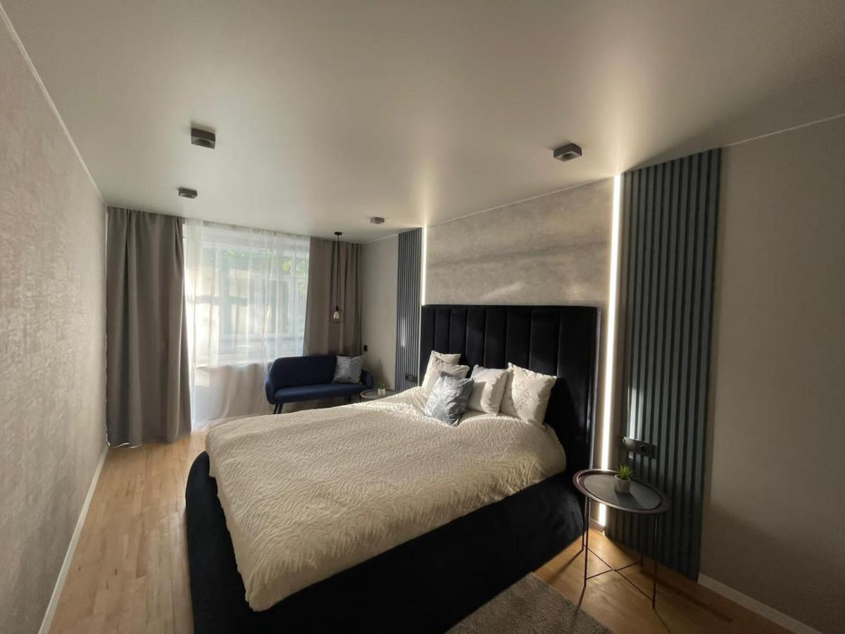 Citadel Vip Apartment Lviv Extérieur photo